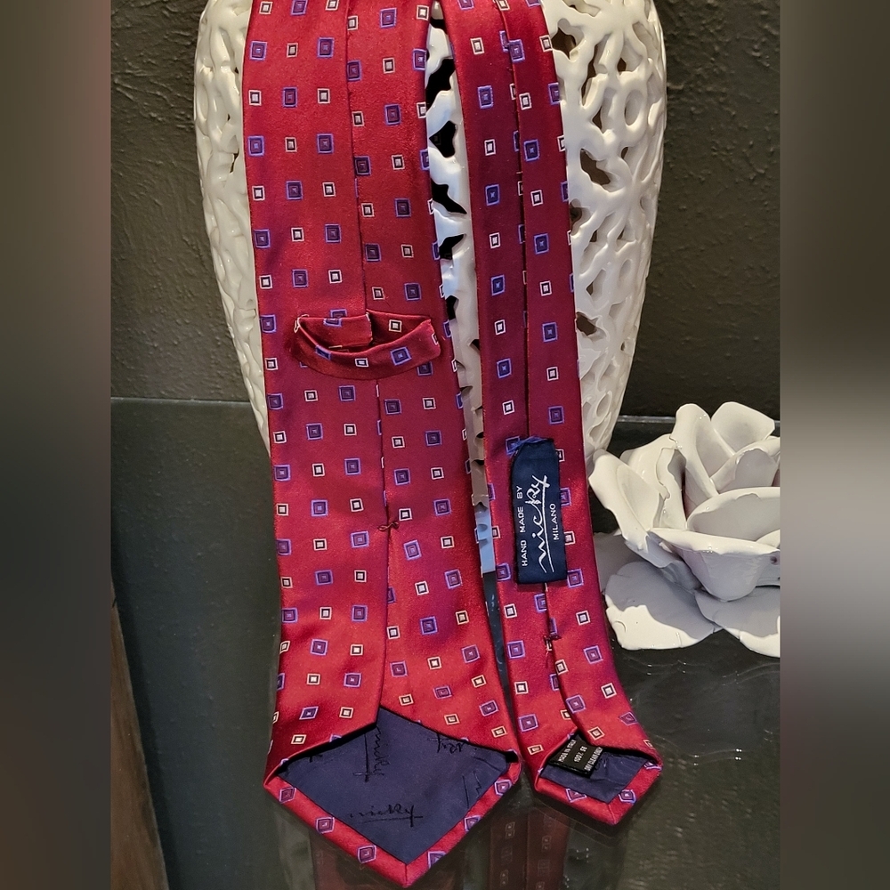 Nicky Milan Handmade Red Silk Tie - Picture 4 of 7